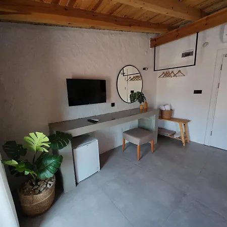 Samta Kuecuekkoey מלון