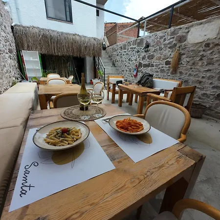 Samta Kuecuekkoey Ayvalik